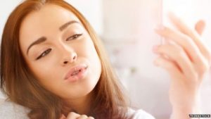 You don't need to look a certain way to be confident. In fact, some of the most attractive people are some of the most self-conscious. So how do you get more confident?