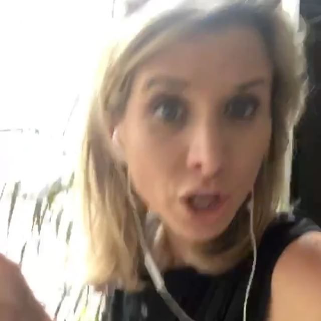 Turn up the volume ?for this #videooftheday an #instavideo with a quick tip to try right now ️. Did you know that connecting with your breath is one of the most effective tools for reducing anxiety, improving your mood and feeling SANE... I know it sounds too easy to be true but this type of breathing is easy & can be done anywhere ️ #fbf #mindset #youmatter #instatips #mentalhealth ************************************************* #fridayfeeling #bethechange #speaker #guidance #author #meta #selfawareness #expressyourself #loa #positiveenergy #gratitude #anxiety #depression #recovery #confidence #selfcare #videos #mentalillness #namaste #breathe #mindfulness #therapy #video